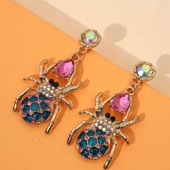 Betsey Johnson Style Maximalist Rhinestone Spider Earrings NWOT - Picture 1 of 6